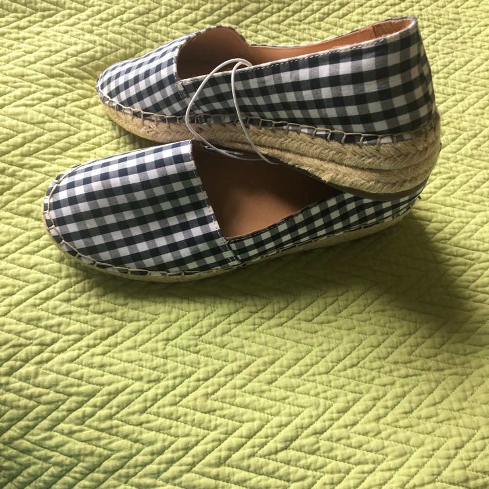 Navy and white NWT espadrilles Merona brand